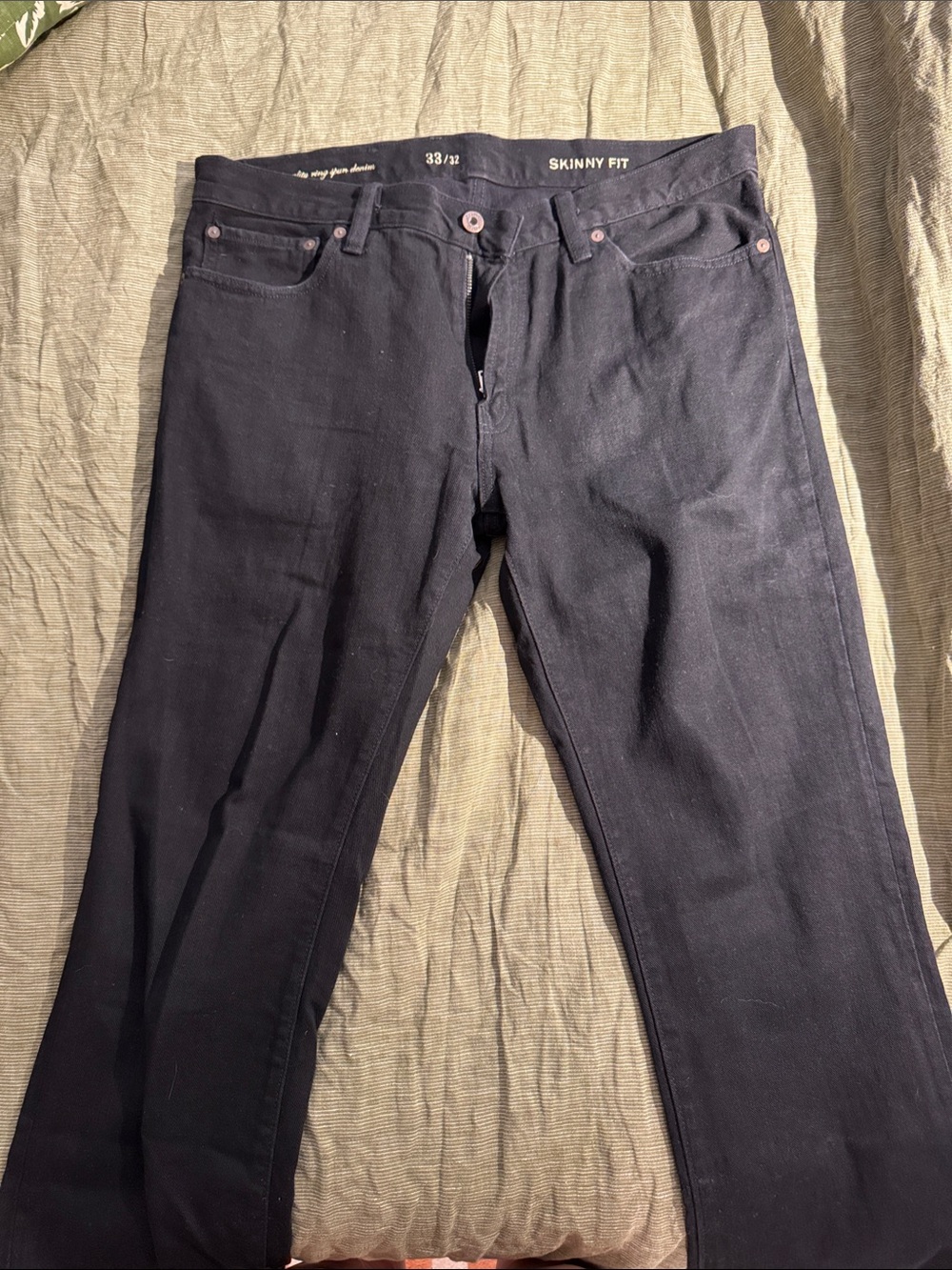 Gap Men’s Skinny Fit Black Jeans